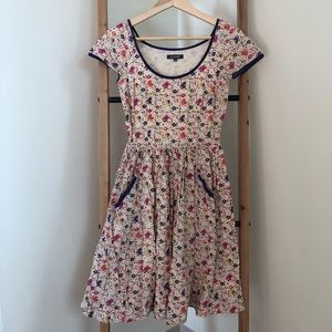 Emily and Fin Freya Dress Floral EUC